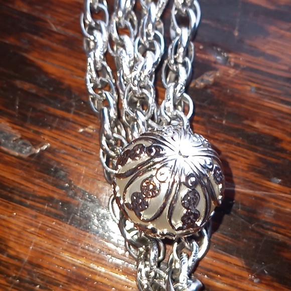 Go plated Sarah Co with round ball costume jewelry necklace - Picture 6 of 6